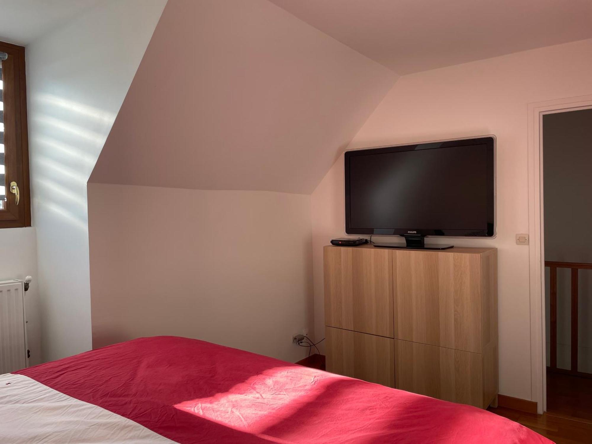 Chambre Climatisee, Entre Paris Disneyland, Au Coeur Des Jeux Olympiques Canoe-Kayak, Vaires-sur-Marne Luaran gambar