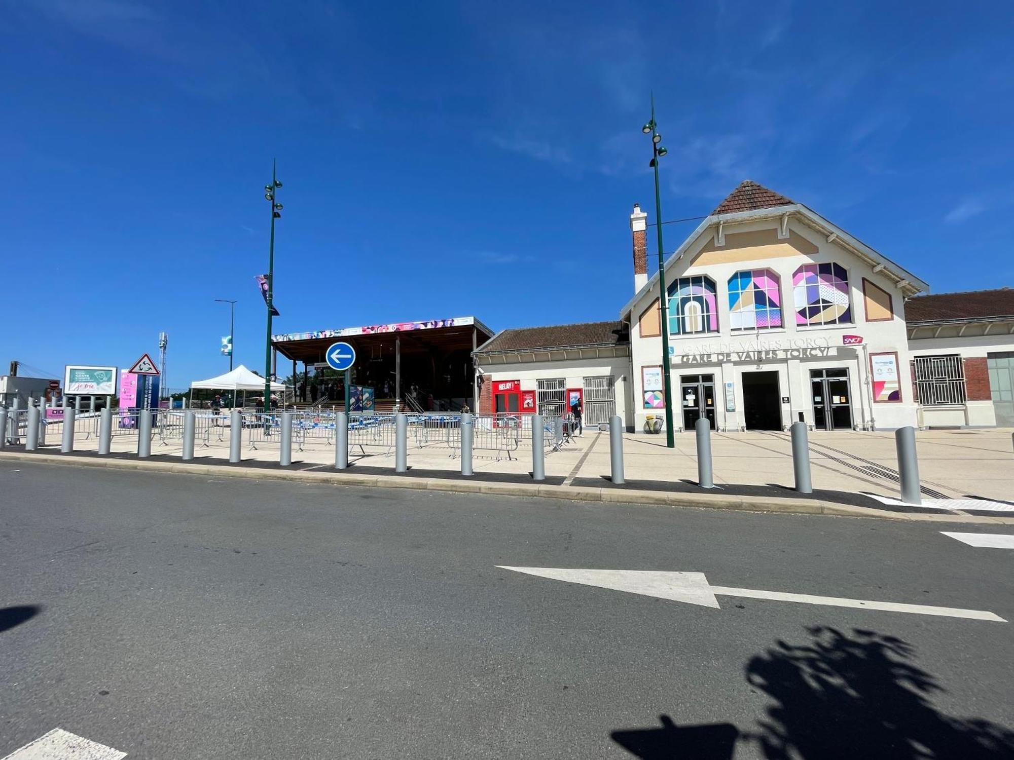Chambre Climatisee, Entre Paris Disneyland, Au Coeur Des Jeux Olympiques Canoe-Kayak, Vaires-sur-Marne Luaran gambar